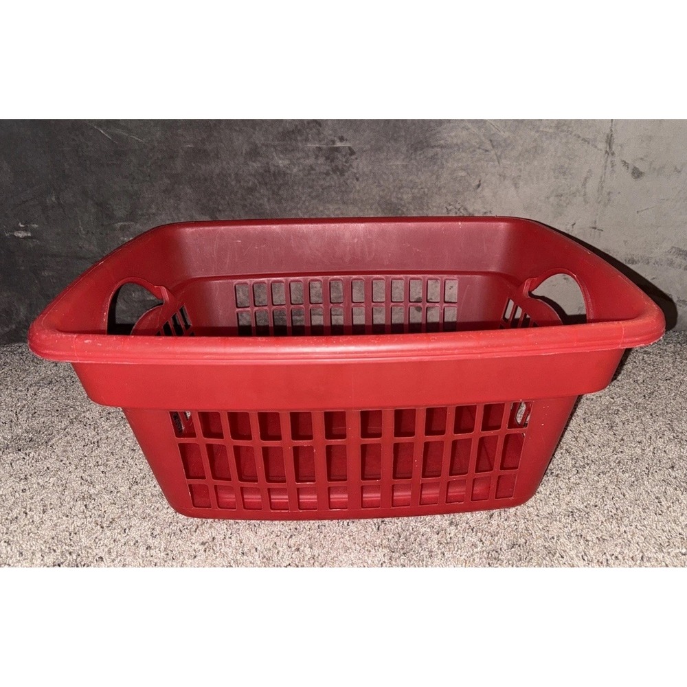 1 Vintage Rubbermaid Red ( Faded) Laundry Basket 2874 Heavy Duty Hamper USA‎